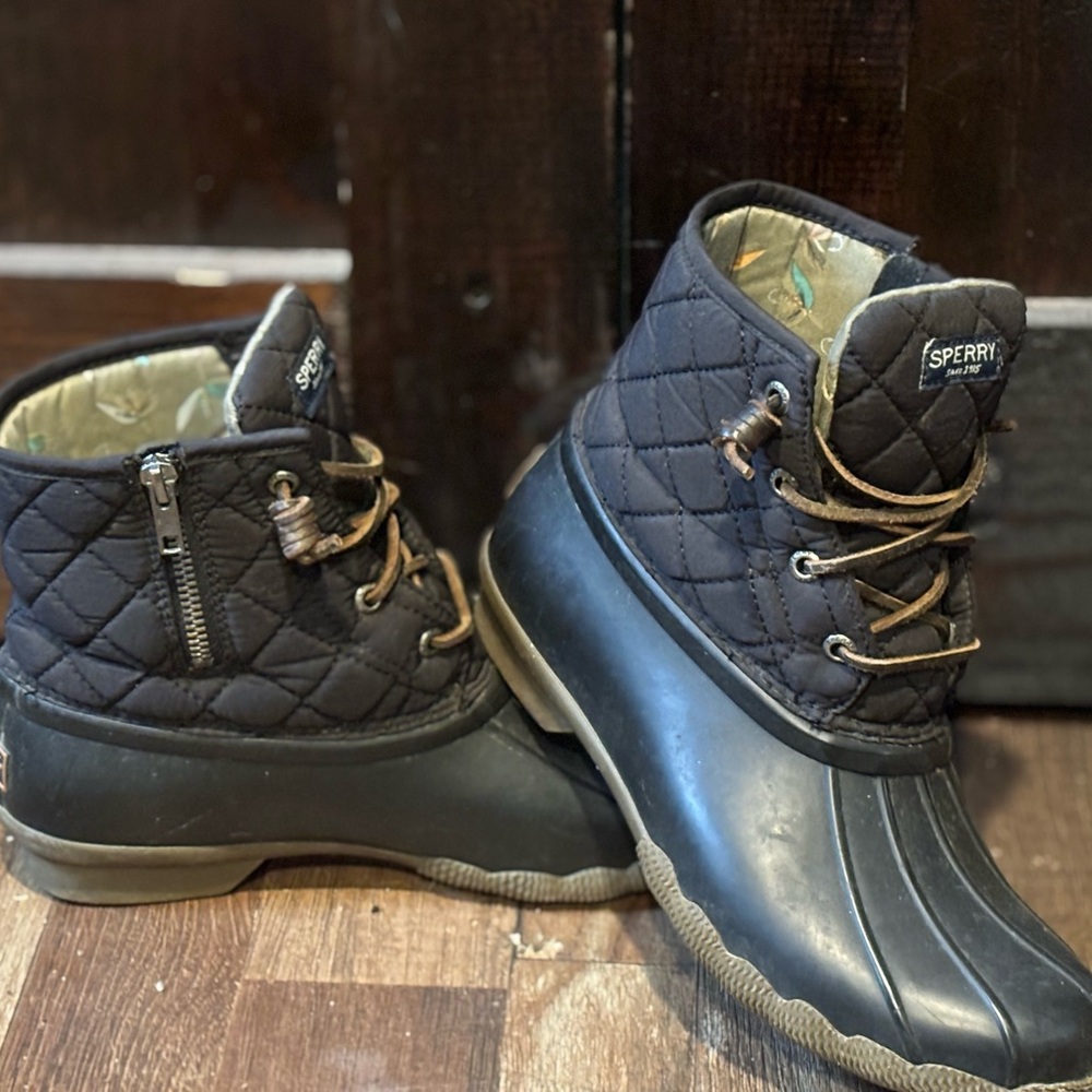 Sperry boots